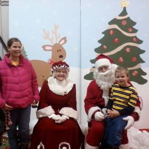 kids with santa 2014